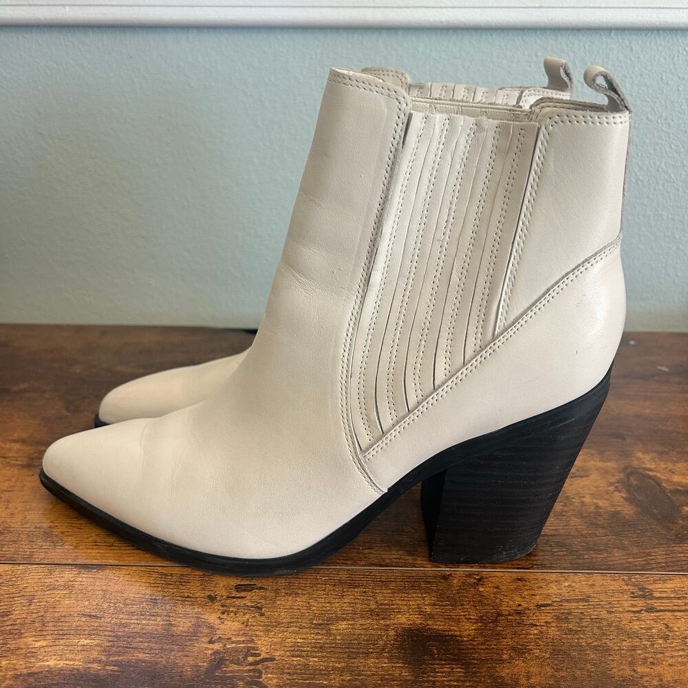 Marc Fisher Western Ankle Boots Leather Heeled Pointed Toe Cream White 11 - Picture 3 of 10